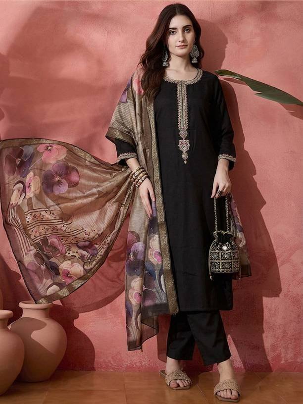 Om Enterprise Women Chanderi Kurta Pant Dupatta Set