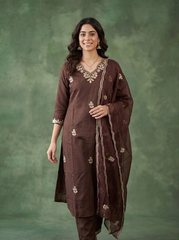 Om Enterprise Women Cotton Blend Kurta Patiala Dupatta Set