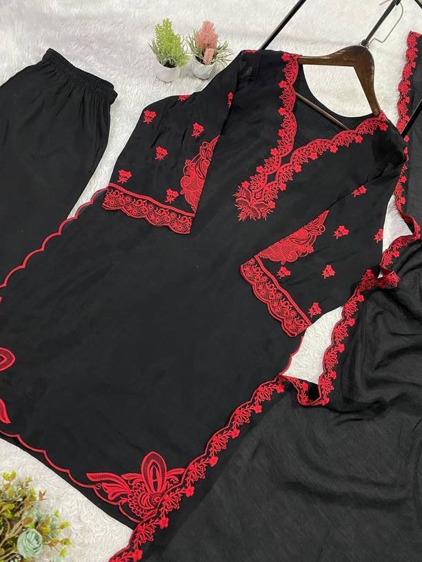 Om Enterprise Women Muslin Kurti Palazzo Dupatta Set